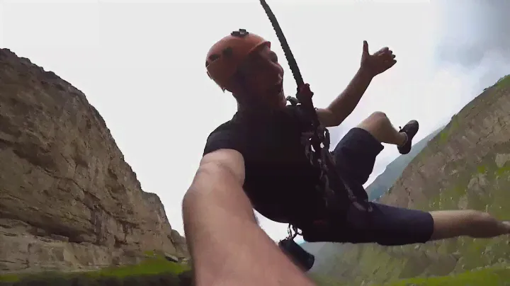 Rope-jumping (Khunzakh, Dagestan, Russia)